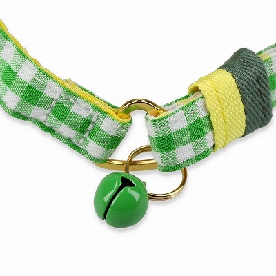 ＜猫壱＞ねこにやさしいVネック首輪  ギンガムチェック（イエローグリーン）　商品画像３