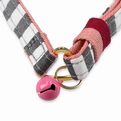 ＜猫壱＞ねこにやさしいVネック首輪  ストライプ（ホワイト／グレー）　商品画像３