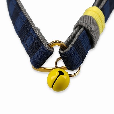 ＜猫壱＞ねこにやさしいVネック首輪  ストライプ（ネイビー／ブラック）　商品画像３